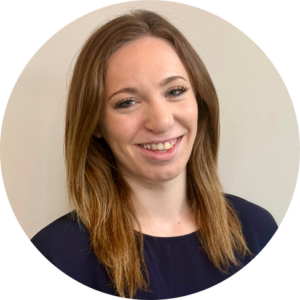 Aleya Lotzien, practicum counsellor at Tides Counselling, smiling professional headshot