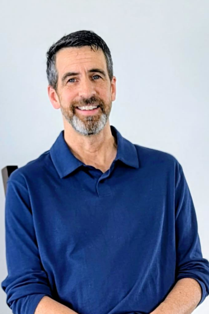 Image of Kevin Ratzlaff sitting